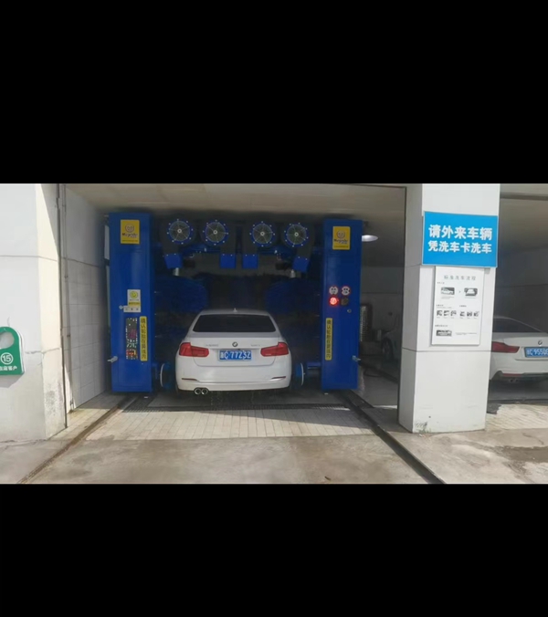 中國-溫州蒼南寶馬4s店 新車、保養車、清洗設備調試完畢