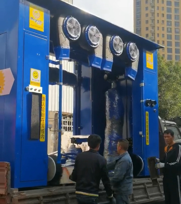 中國溫州市區-發貨了、一臺龍門往復式電腦洗車機，4.2米貨車就可以拉走了.